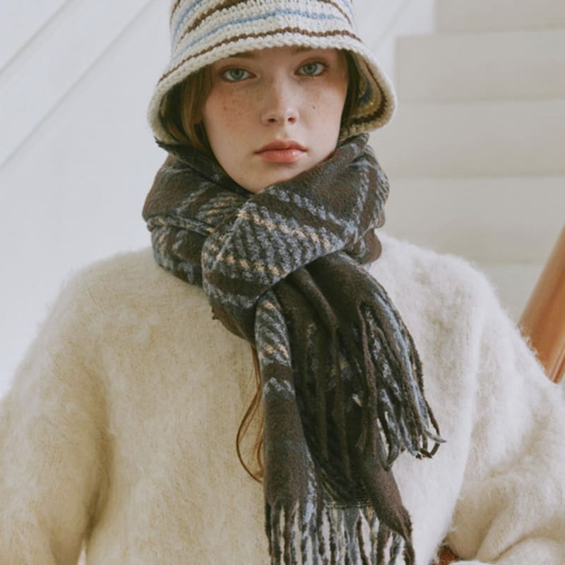 ALLINCOMPLETE Tartan Check Muffler (2 Colors)