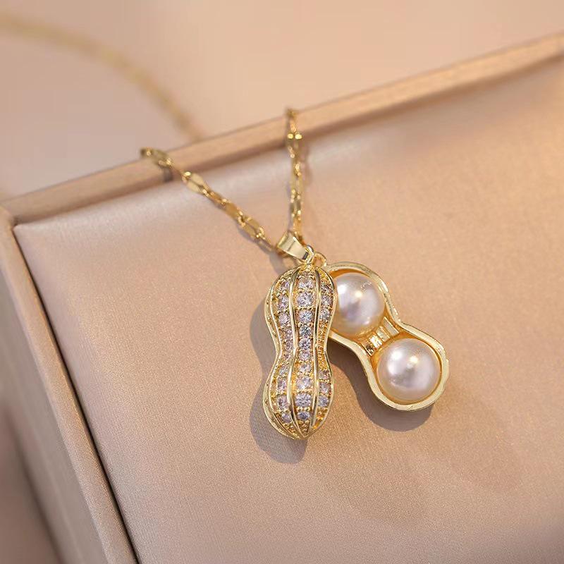Elegant Korean-Style Peanuts Pendant Necklace with Cubic Zirconia and Pearl