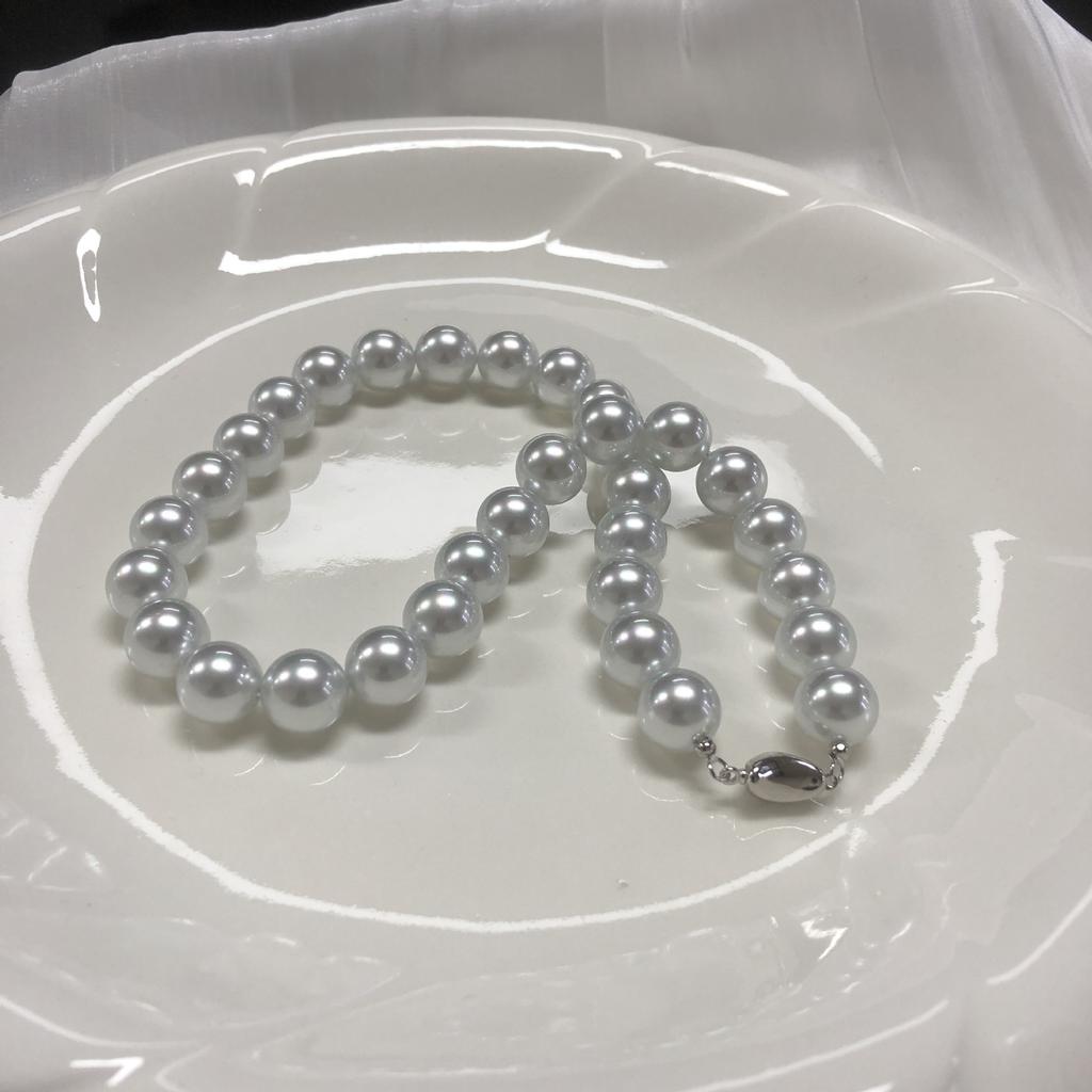 Round strong light artificial blue blood Australian white pearl necklace, cold with colored silver blue light collarbone chain