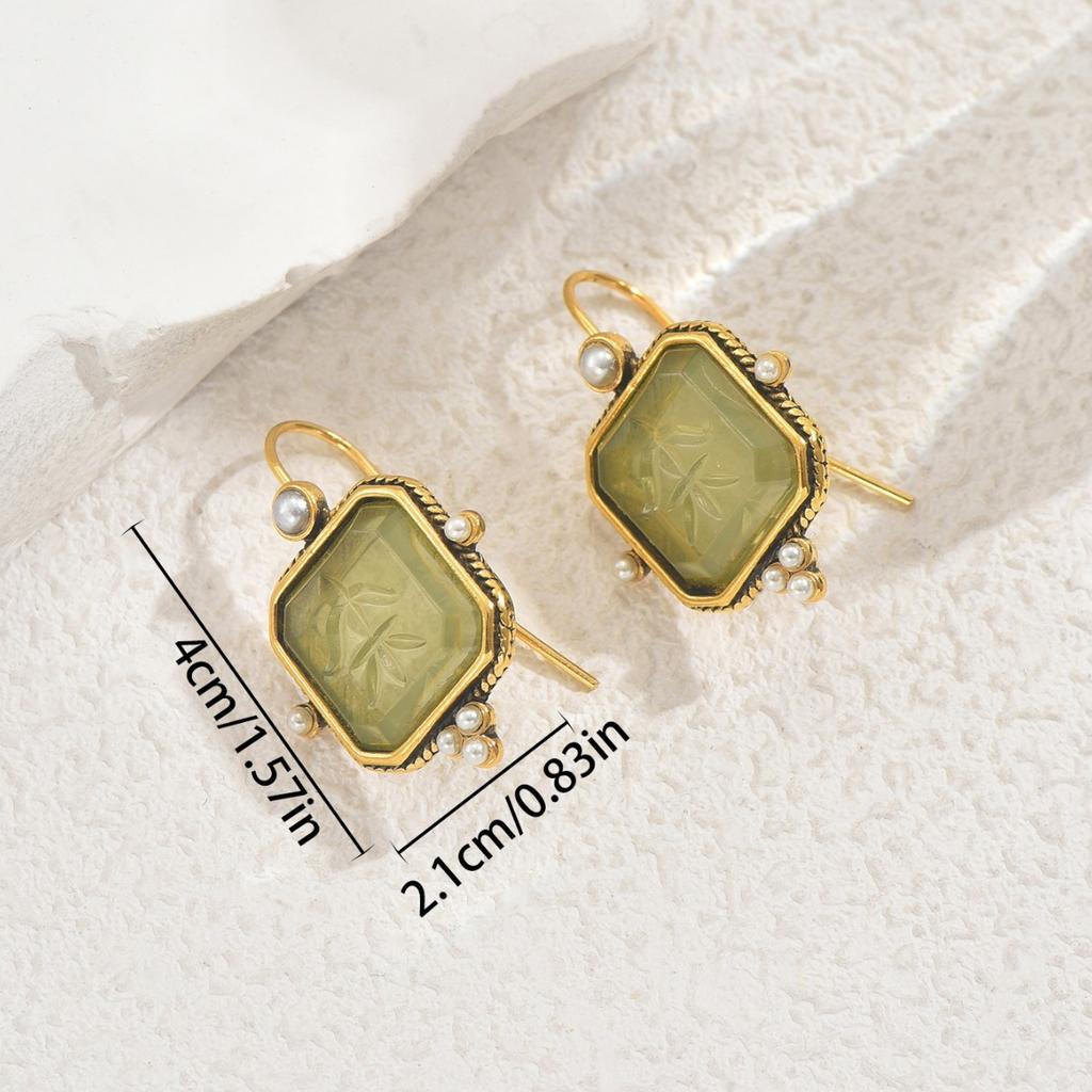 Niche New Geometric Women's Jewelry, Versatile High-end Inlaid Gemstone Design Stud Earrings Fashion Earrings Fashion