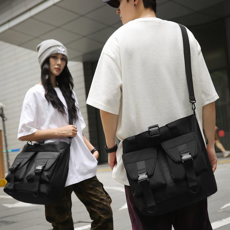 New functional wind shoulder bag, men's and women's fashion street handbag, commuting large-capacity messenger bag