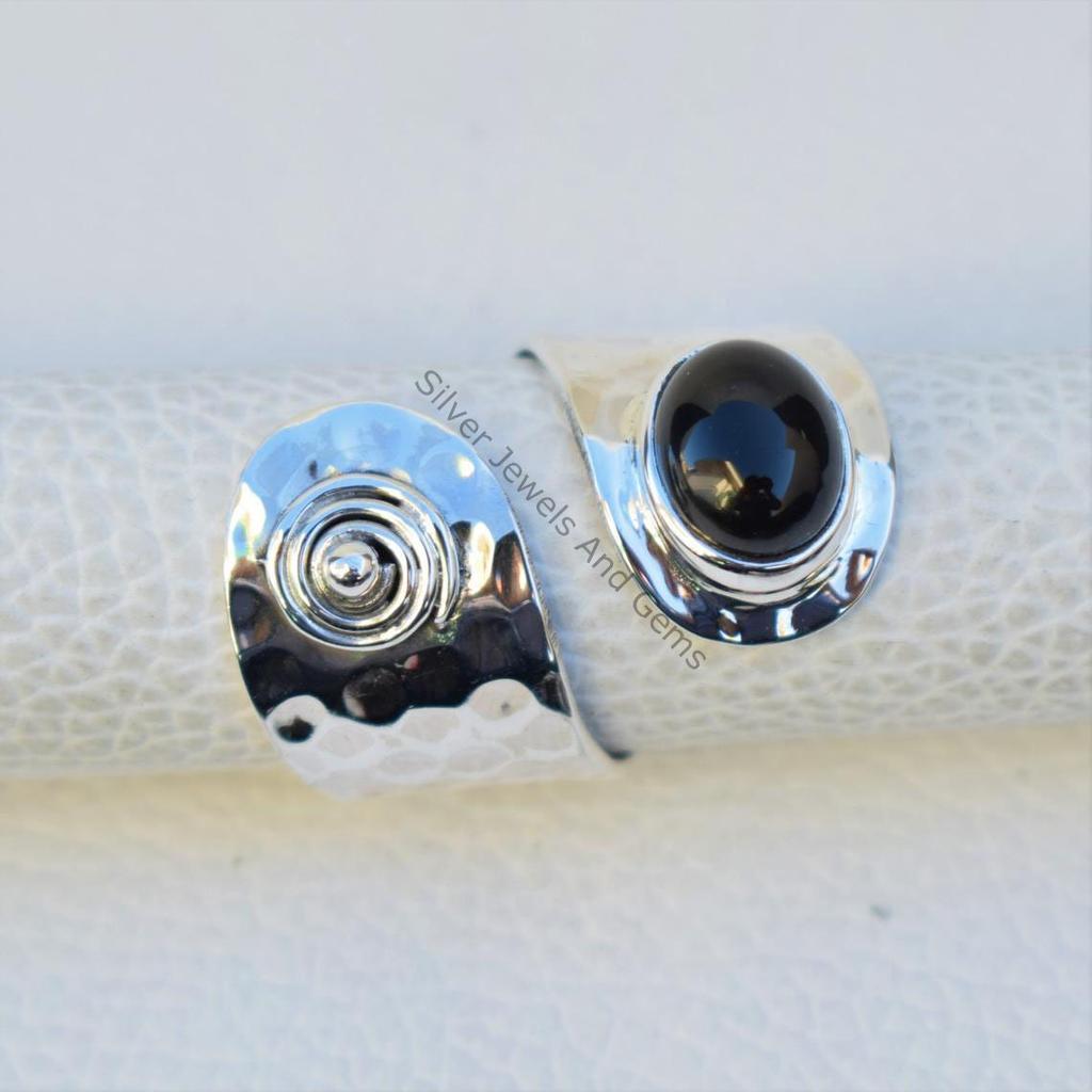 Handmade Black Onyx 925 Sterling Silver Ring, Hammered Band