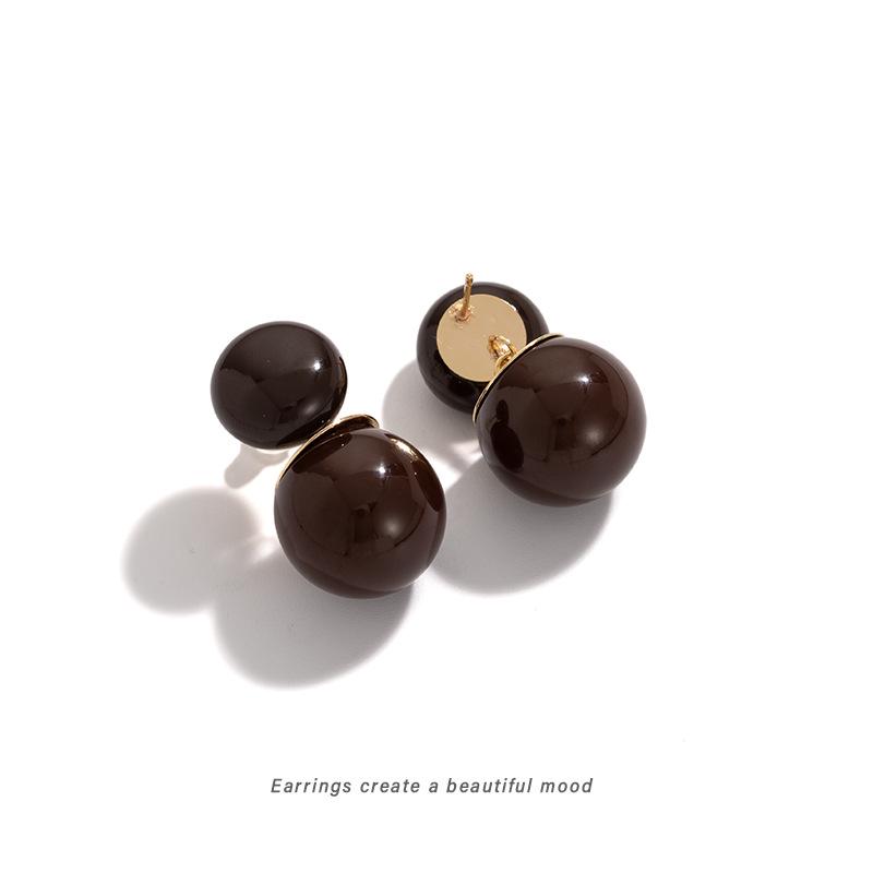 

Maillard Brown Elegant Small Ball Stud Earrings with Mosquito Coil Clips for Women, 2025 Autumn/Winter Collection
