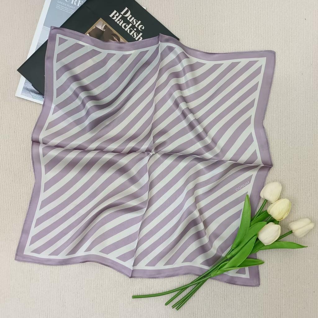 53Cm Pony Pattern Scarf Women Spring And Summer Thin Silk Square Scarf Fashionable And Versatile Bag Packaging Decoration Scarfs