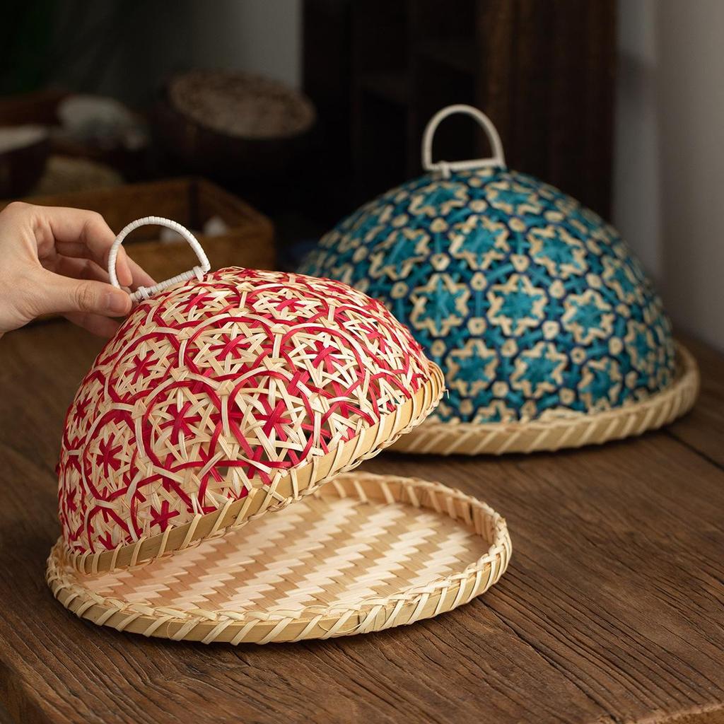 Handmade Rattan - Woven Nanyang - Style Circular Fruit Plate / Bread Basket with Lid, Insect - Proof Dining Table Cover