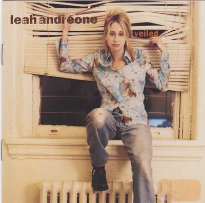 CD ANDREONE, LEAH - Veiled  07863668972 RCA 1996 US Dance & Electronica Used