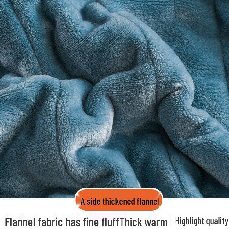 Cozy Three-Layer Flannel and Sherpa Blanket for Autumn and Winter