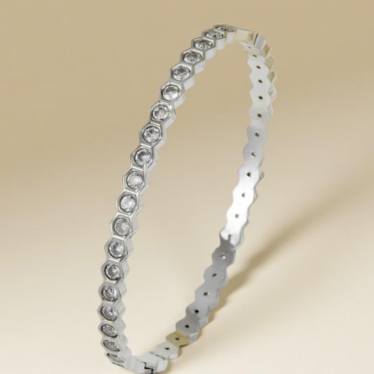 Hexagonal Rhombus Honeycomb Design Niche High-end Bracelet 17CM