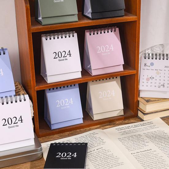 2023-2024 Mini Desk Calendar Plan Book Spiral Coil Page Turning Date Recording 17 Monthly Calendar for Planing Event Log Year of 2024 Calendar