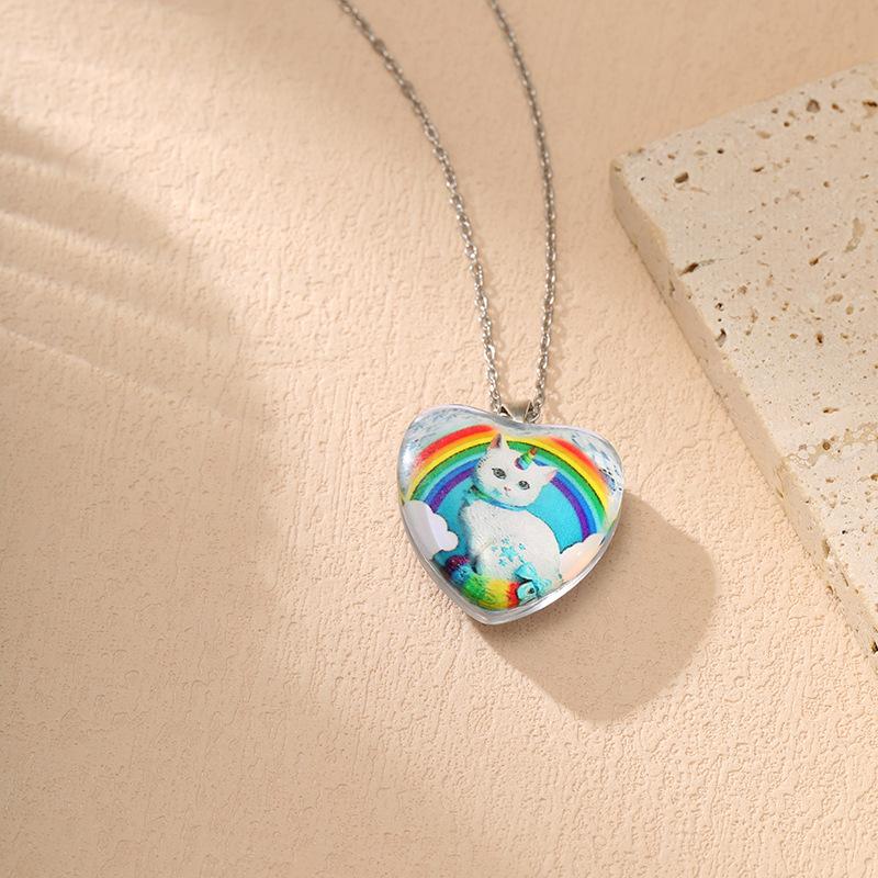 Fashionable heart-shaped crystal pendant Simple cute cat series necklace for women