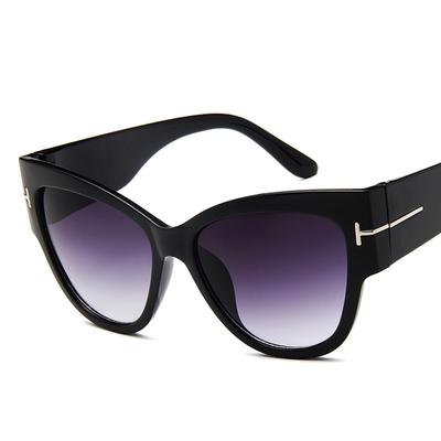 Nuovi occhiali da sole creativi Moda retrò da uomo Occhiali scuri a forma di T da donna con montatura grande Ben fatti