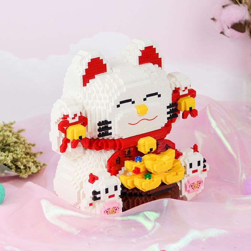 Mini Blocks Fortune Cat Assemble Anime Figure Building Toy New Year Gifts Cartoon Brinquedos Adult Collection Christmas Present