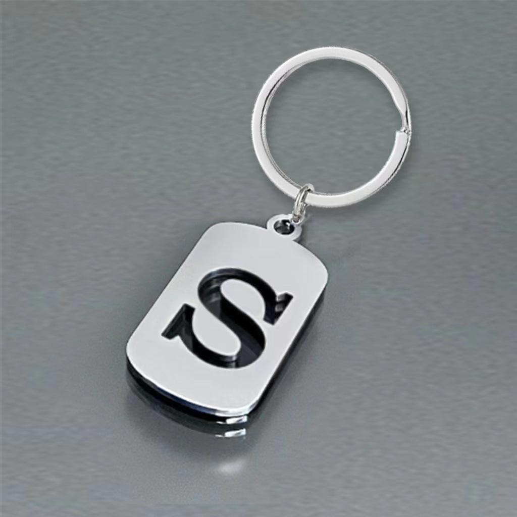 Stainless Steel 26 English Letters Keychain - Stylish Alphabet Pendant for Backpack or Car