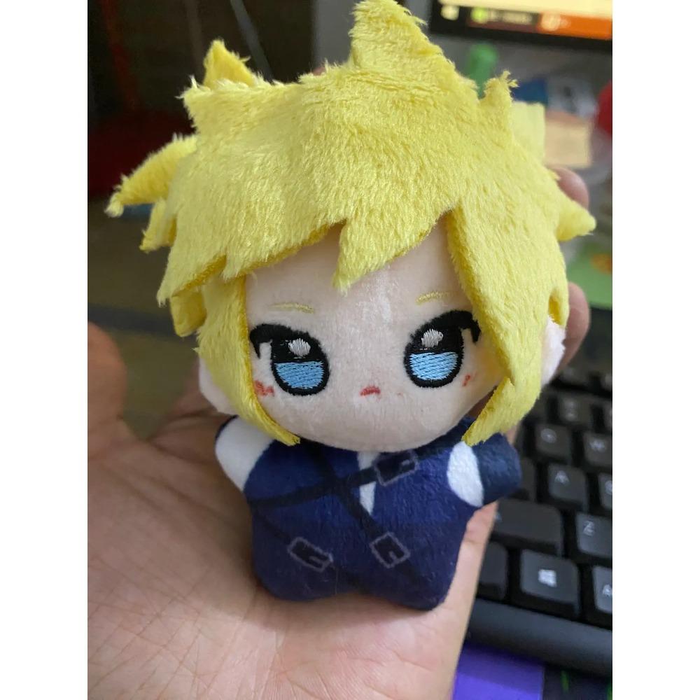 Final Fantasy VII Cloud Strife Cosplay Anime Peluche 10CM Corpo Riempito Peluche Ciondolo Cartone Animato Ornamento Zaino Regali di Compleanno