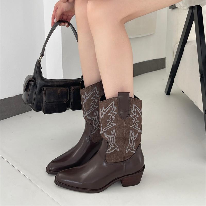 Cai Wenjing Zhang Yuxi V-mouth Western Cowboy Boots Women's 2025 Autumn New Retro Medium Boots