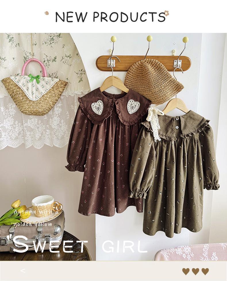 Blumen-Retro-Mädchenkleid im koreanischen Stil - Herbst 2026 Kollektion, Langarm, Rundhalsausschnitt mit Revers