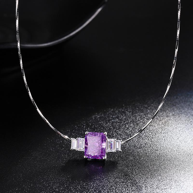 

Ювелирные изделия Высокоуглеродистый бриллиант ключичная цепочка темперамент кулон ожерелье основной камень 8 * 10