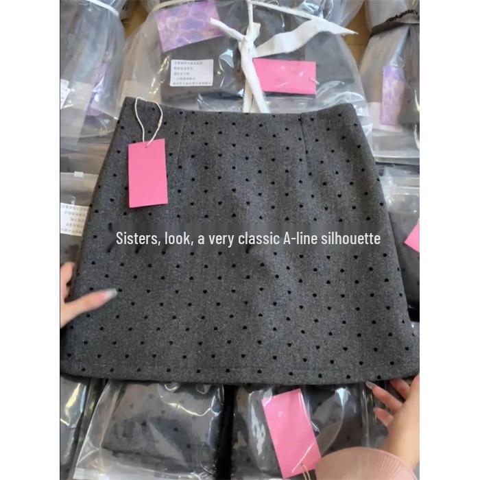 Korean Style Polka Dot Woolen Half Skirt - Autumn/Winter Fit, Elegant Hip-Hugging Short Skirt XL
