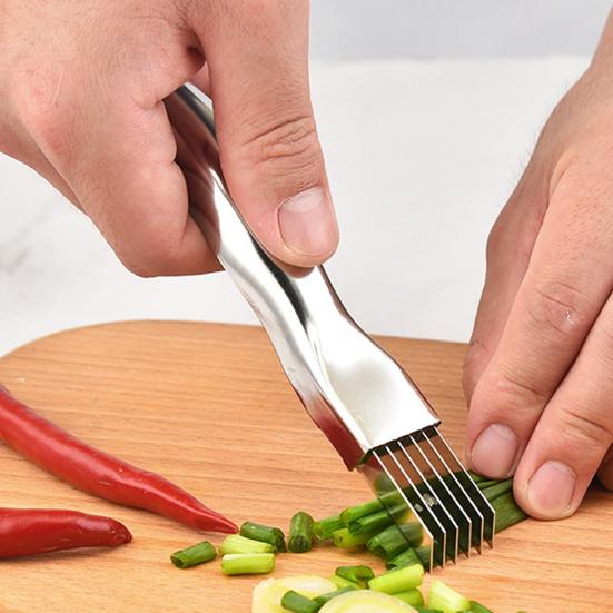 Taglia cipolle con guaina protettiva Lama in acciaio inox Manico antiscivolo 6 lame Affetta verdure per una rapida triturazione