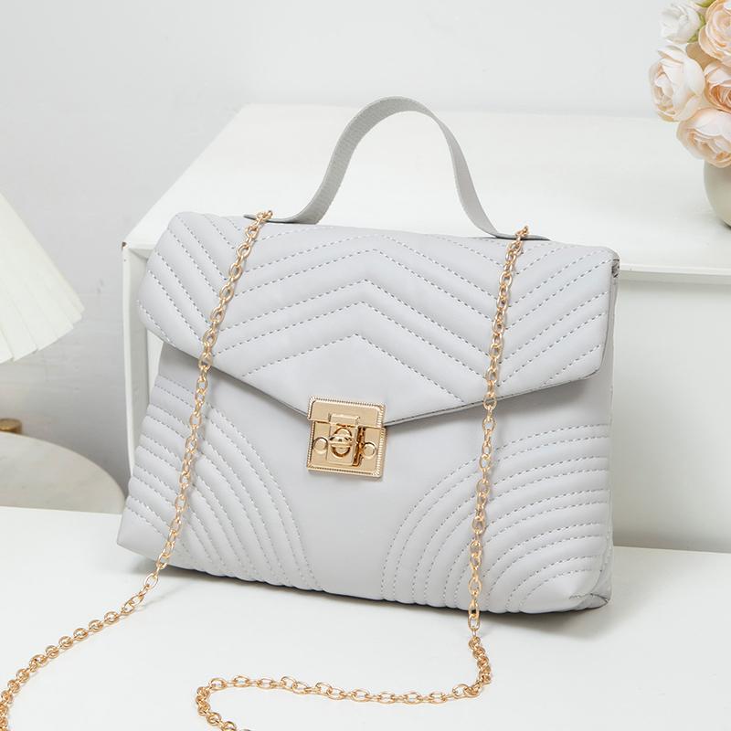 Women's One Shoulder Fashi Retro Small Square Bag Crossbody Handbags Minimalist Style Women's Chain Bag Suitable for Travel-ll