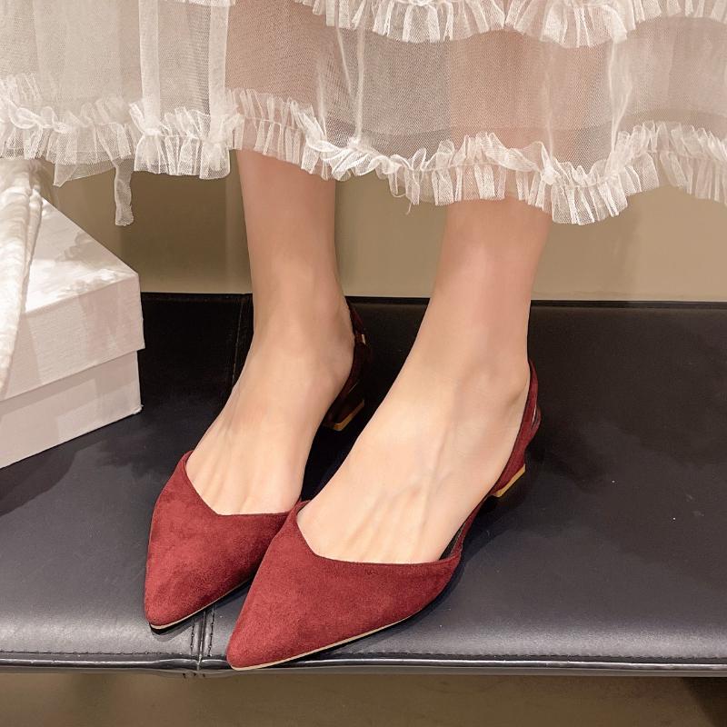 Fashion 2025 Summer New Pointed Solid Color Simple Shallow Mouth Comfortable Women's Outwear Back Strap Fashion Sandals Women