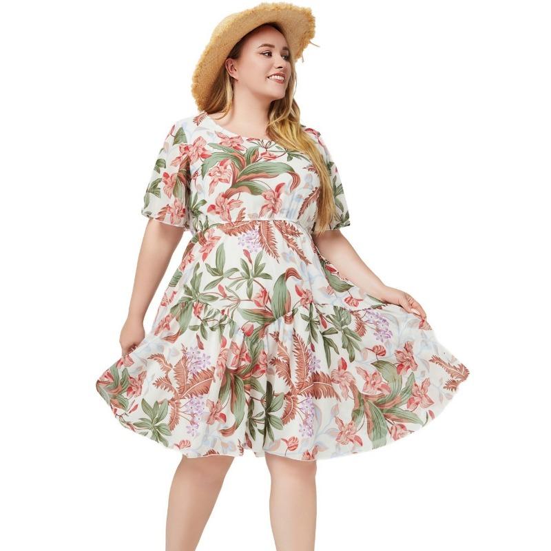Plus Size Summer Dress with Fashionable Print and Round Neck for Chubby Women