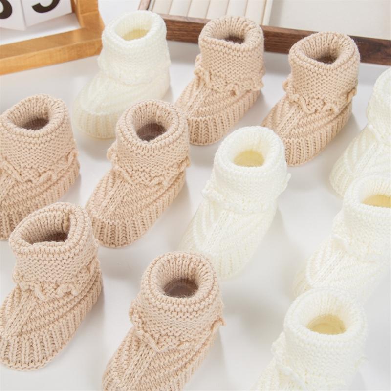 Handmade Baby Booties Warm Knit First Walkers Shoes Elegant Knit Baby Booties Easy Carry Shoes for Toddlers & Infants