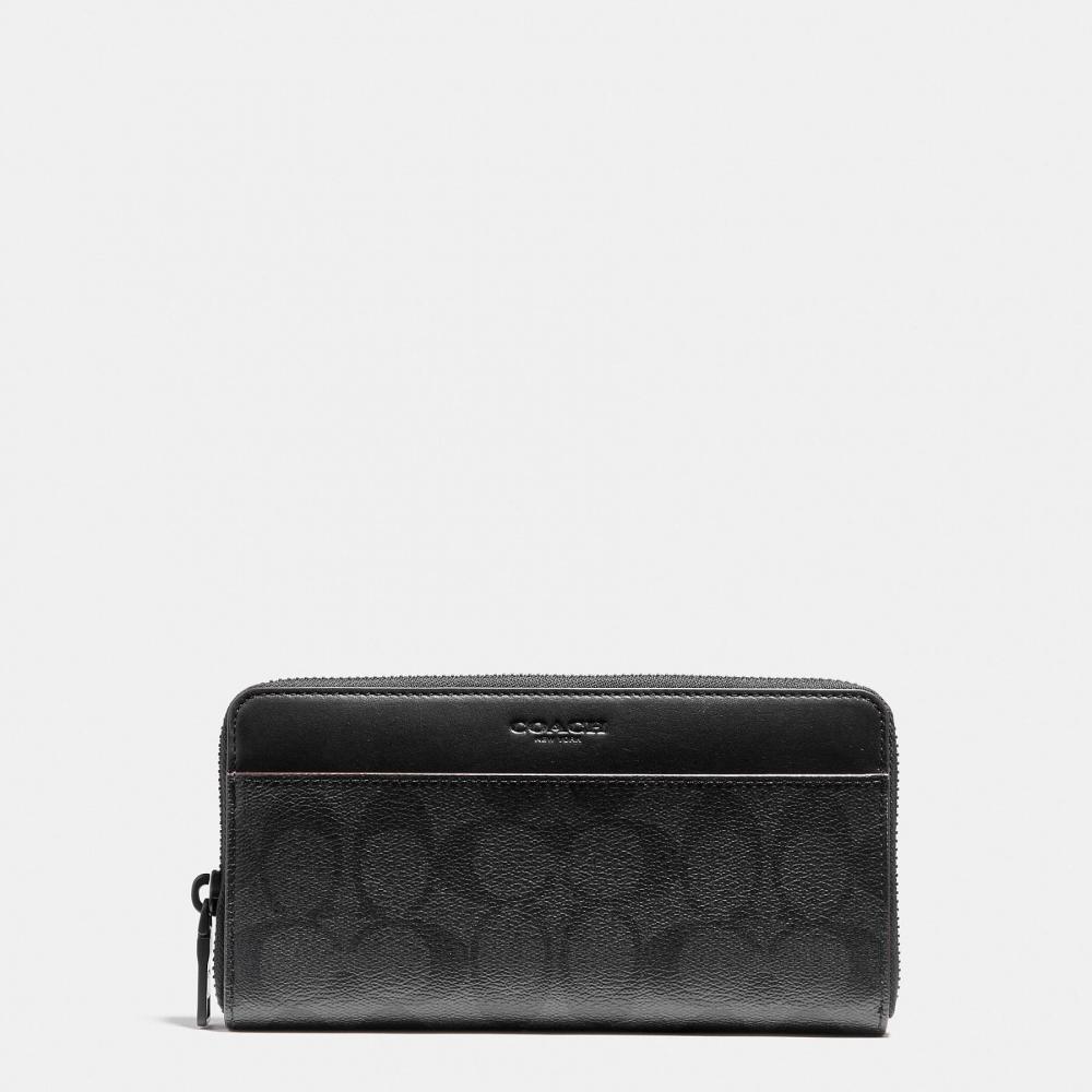 

Кошелек Coach Accordion из канвы Signature