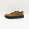 HJ4316-201 Nike C1Ty PRM Tan Claro Britânico Abeto (masculino)