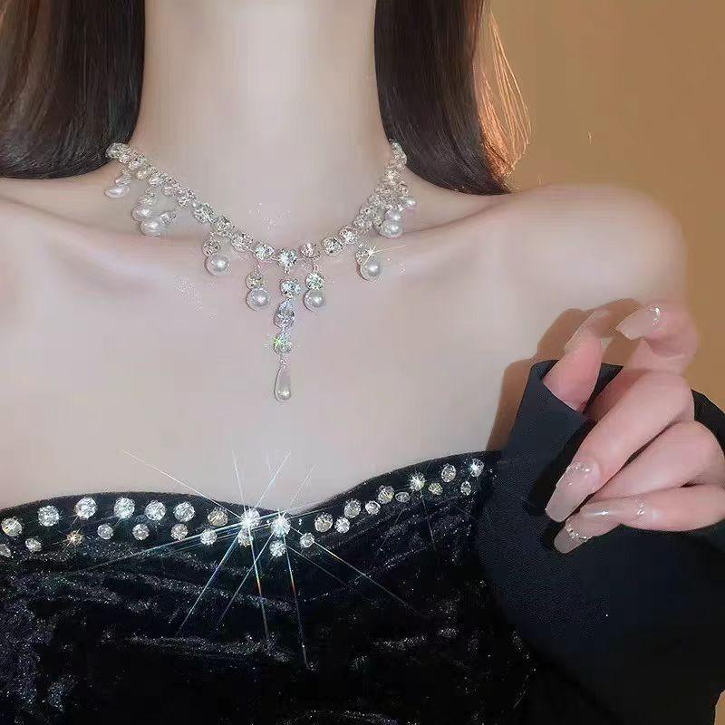 New Pearl Fringe Necklace Women Choker Collarbone Chain Luxury Minimalist Accessories