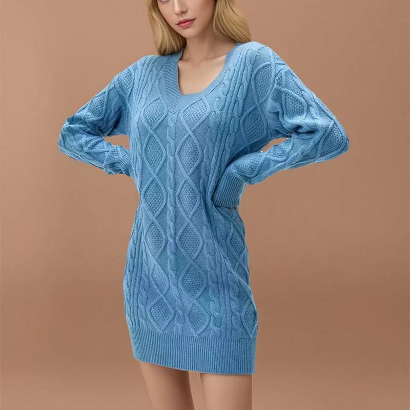 2025 Autumn/Winter Women's Mid-Length V-Neck Cable Knit Dress
