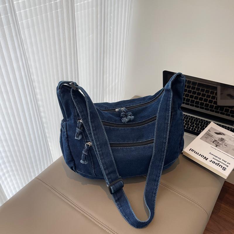 

Летняя новая текстурная простая модная сумка-тоут большой вместимости в иностранном стиле 2025 повседневная женская плечевая сумка-мессенджер темно-синий