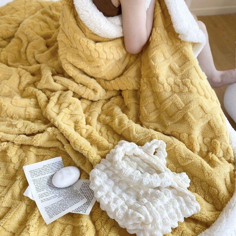 Lamb wool blanket Scottish style plaid printed nap blanket, autumn and winter office lunch break air conditioner blanket