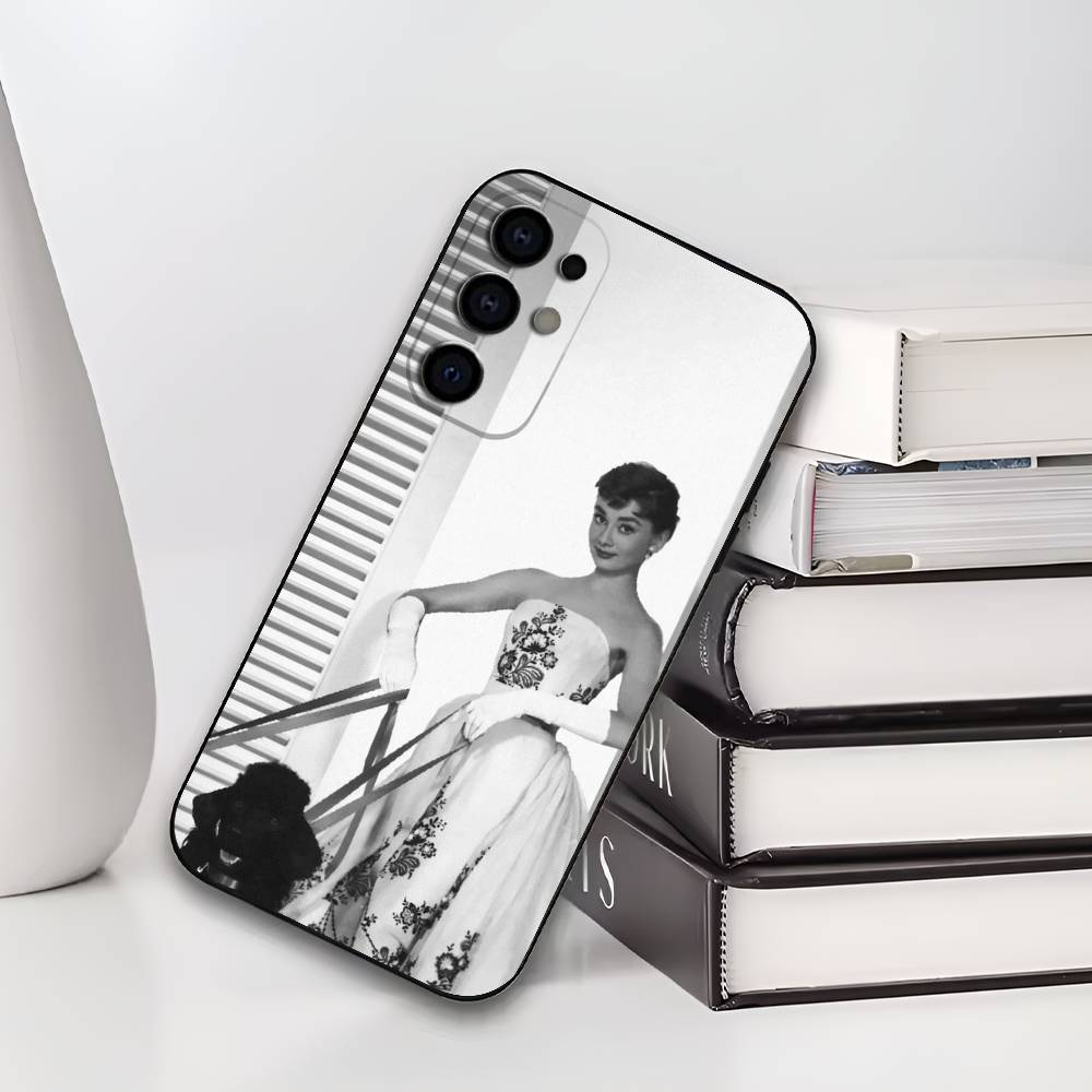 

Actress A-Audrey Hepburn Phone Case Silicone Soft For Samsung S25,S24,S21,S22,S23,S30,Ultra,S20,Plus,Fe,Lite Samsung S23ULTRA5G
