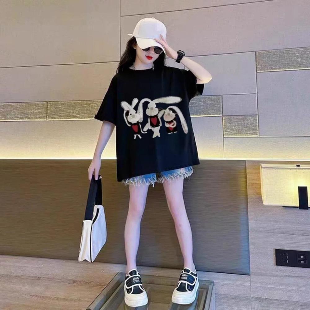 Korean oversized T-shirt with cute print