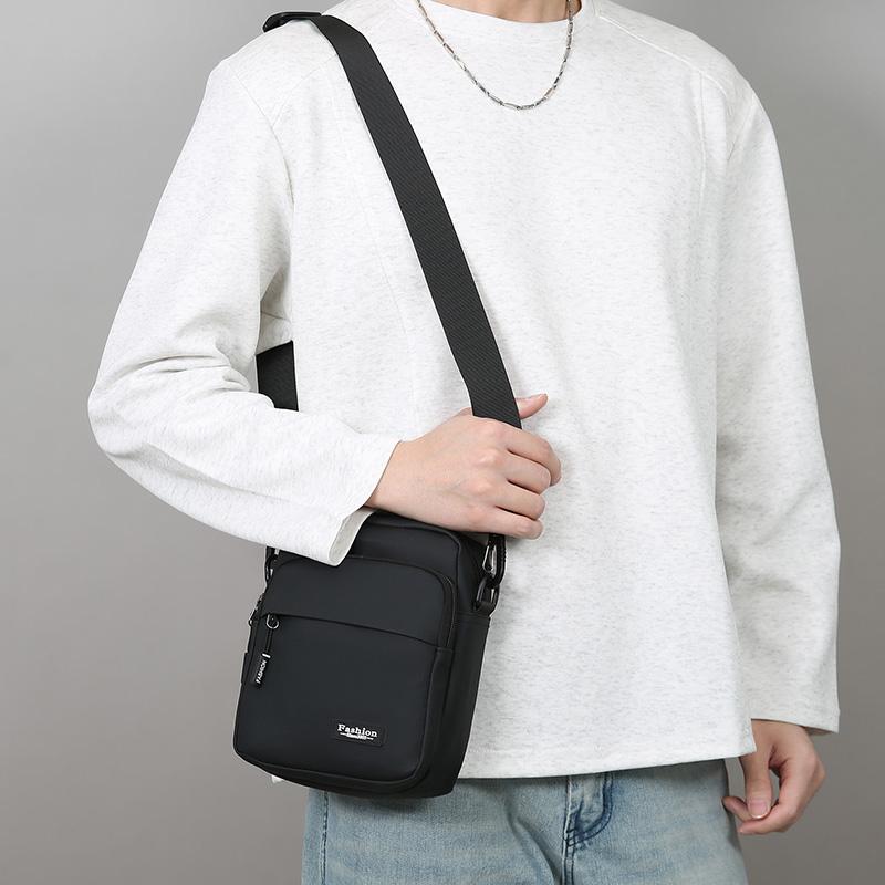 Men's Bag Lightweight Nylon Bag Portable Shoulder Bag