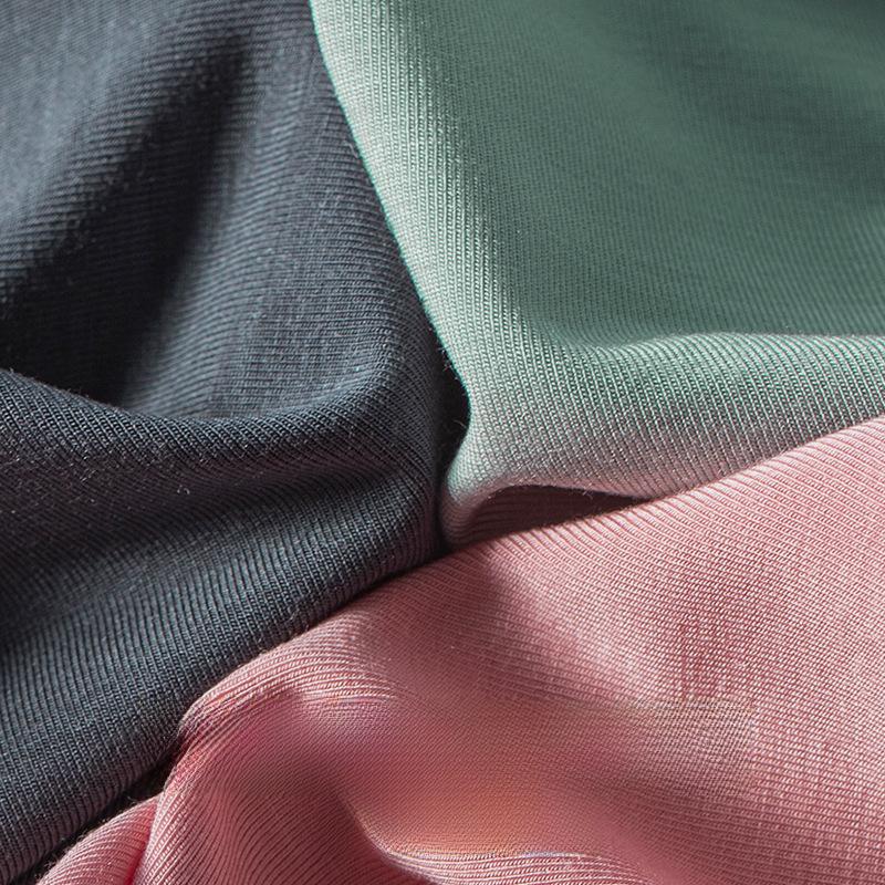 Xiannei Women's Seamless Antibacterial Mulberry Silk Briefs