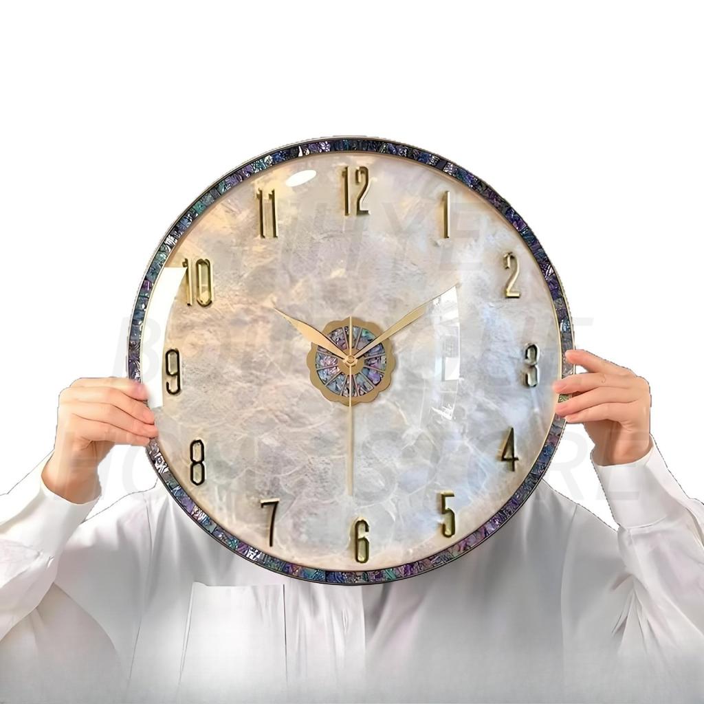 Light Luxury Shell Wall Clock Modern Minimalist Hanging Clock Silent Wall Watch Home Living Room Decor