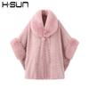 2026 Damen Gestrickter Schal im Kaninchenfell-Look Cape Mantel Warm Streetwear Kapuzenloser Poncho in Grau Rosa Beige Weiß Braun Karamell