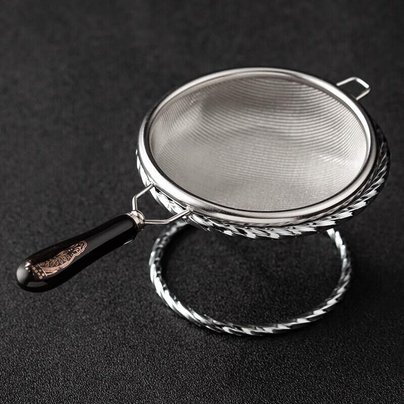 

YIJUKEC 304 Stainless Steel Tea Strainer with Base