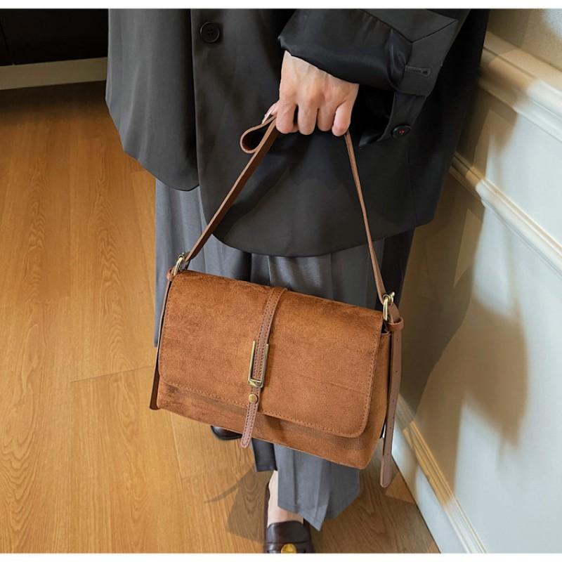 High-end Retro Matte Armpit Bag Women s Cross-body Small Square Western-style Simple Shoulder 27x10x18 коричневый