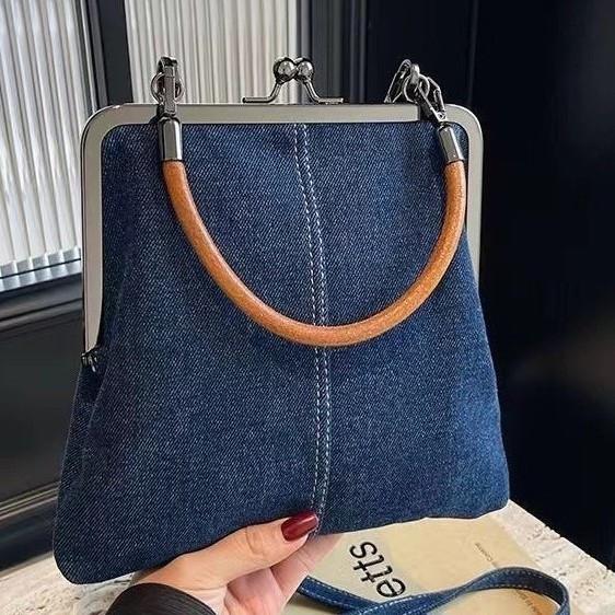 Original New Small Carrying Bag Women's Bag Handmade Denim Stitching Portable Messenger Bag Shoulder Bag Small Shoulder Bag Retro