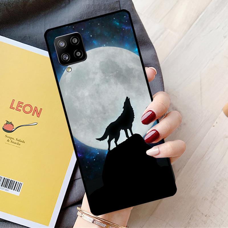 Moon Roaring Wolf For Samsung Galaxy A16 A26 A54 A34 A14 A22 A32 A52 A55 A35 A15 A53 A13 A05 A06 A36 A56 Case