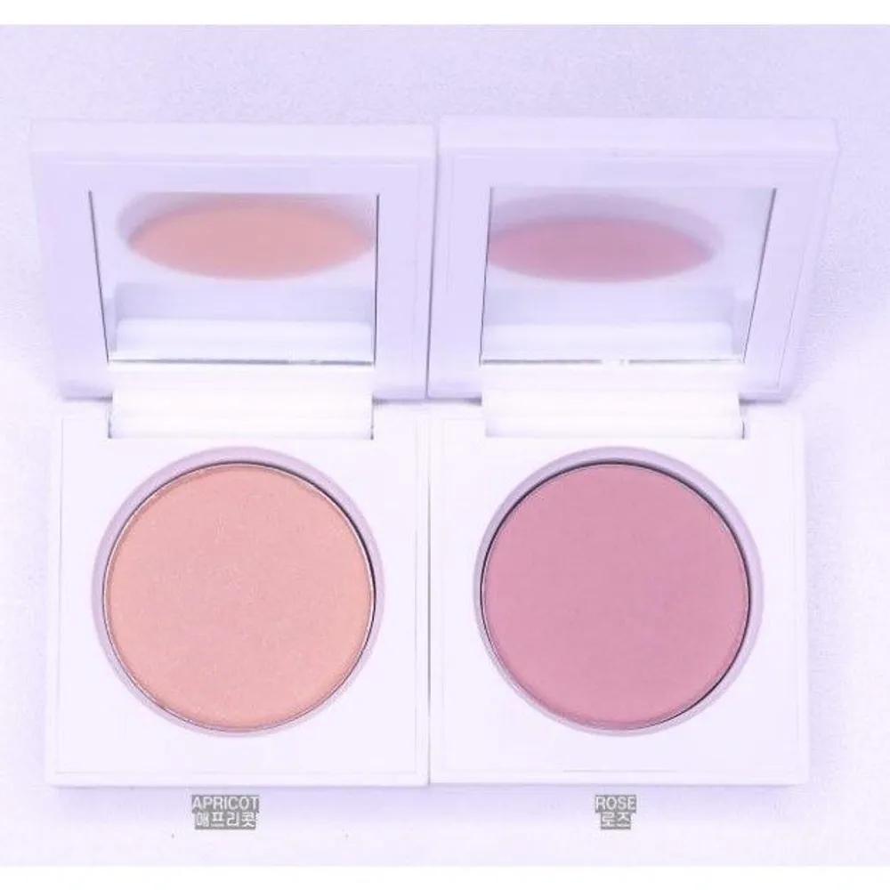 

OFRA Cosmetics 3 г прессованные румяна 6 Chameleon