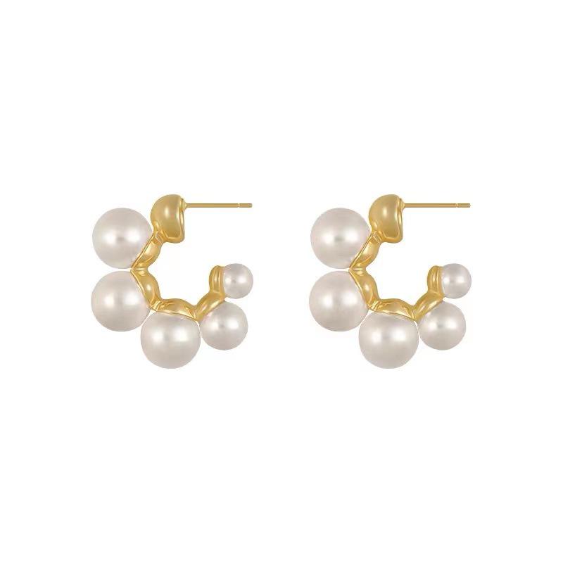 2023 Minimalist Pearl Earrings with S925 Silver Needle