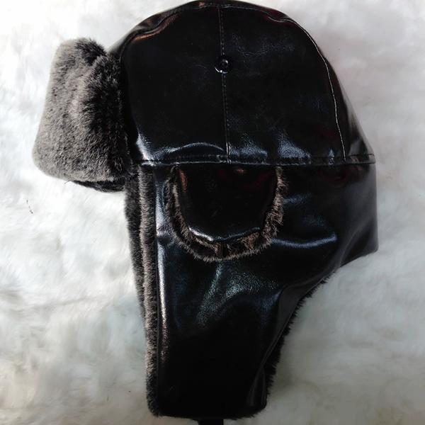 

WTEMPO Faux Leather Couple Windproof Cold-proof Warm Bomber Hats Plush Faux Fur Ear Protection Hats Men s Autumn Winter Outdoor Cycling Skiing Hats 1pc*one size чёрный