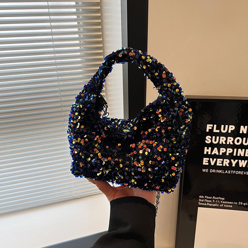 Сумка через плечо из пайеток — фото 10