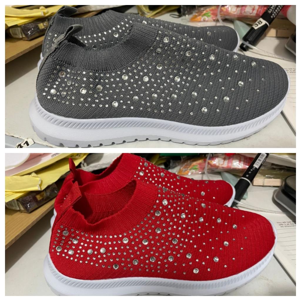 Women's Lightweight Breathable Mesh Elastic Casual Shoes Striped Rainbow Rhinestone Shoes