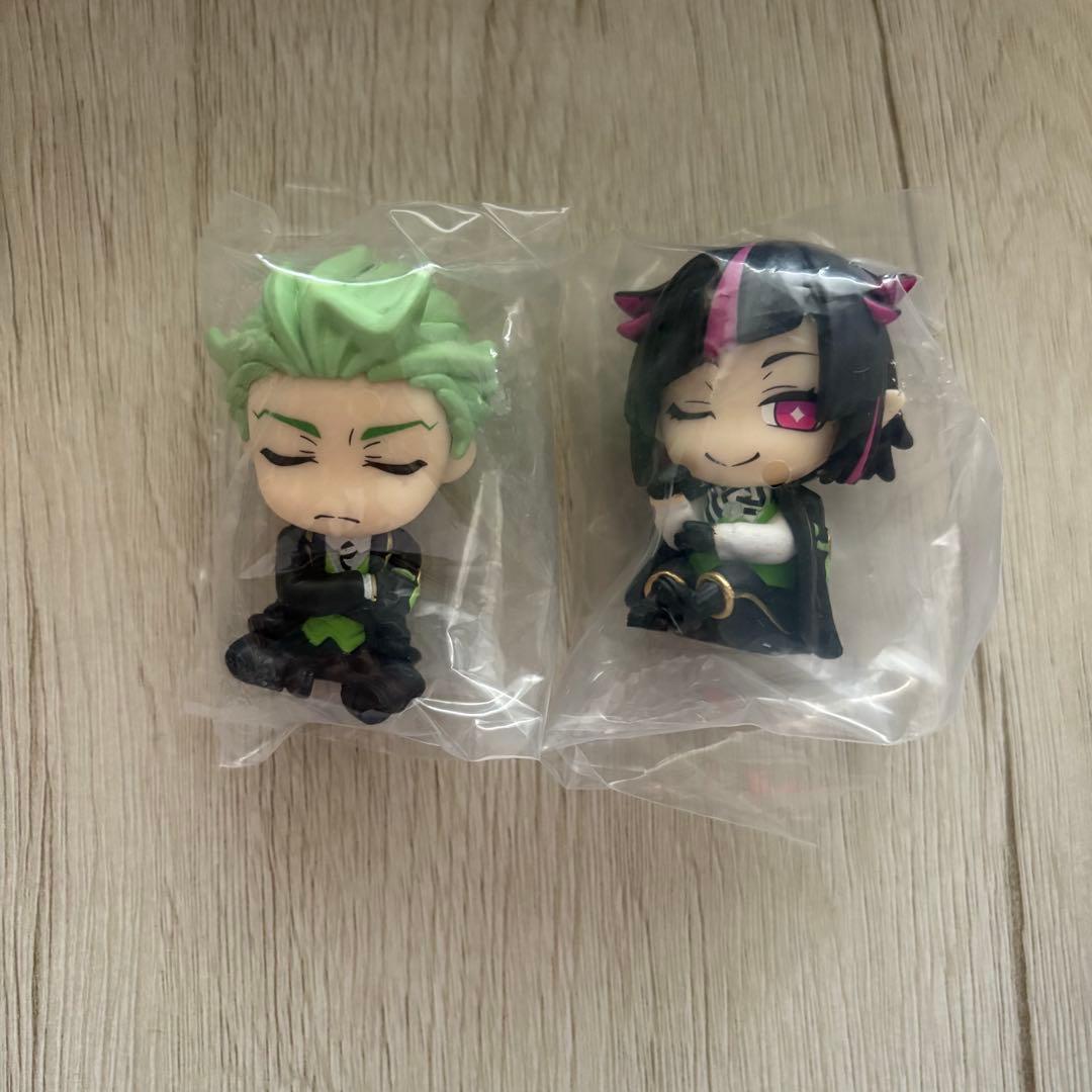 

Twisted Wonderland Плечевая фигурка Zun. Капсульная игрушка Лилия Себек