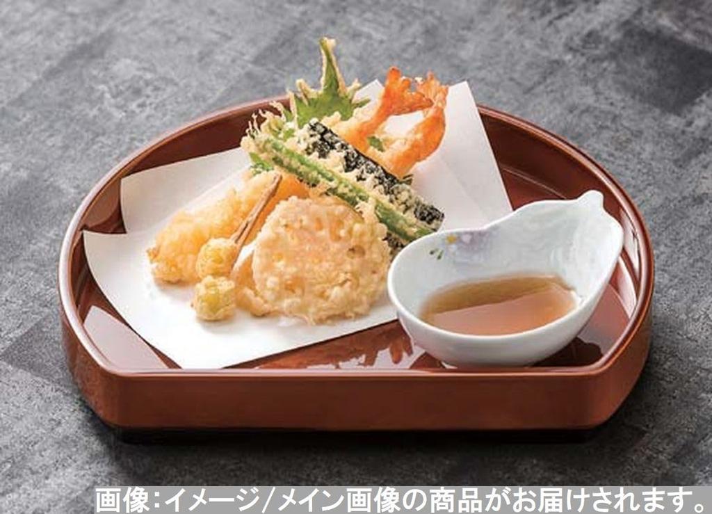 J-kitchens Japanese Serving Plate (Plate) 5.5-inch Half-Moon High-Footed Plate with Gold Leaf Otoshi, 16.5cm, Model Number 875723, Made In Japan